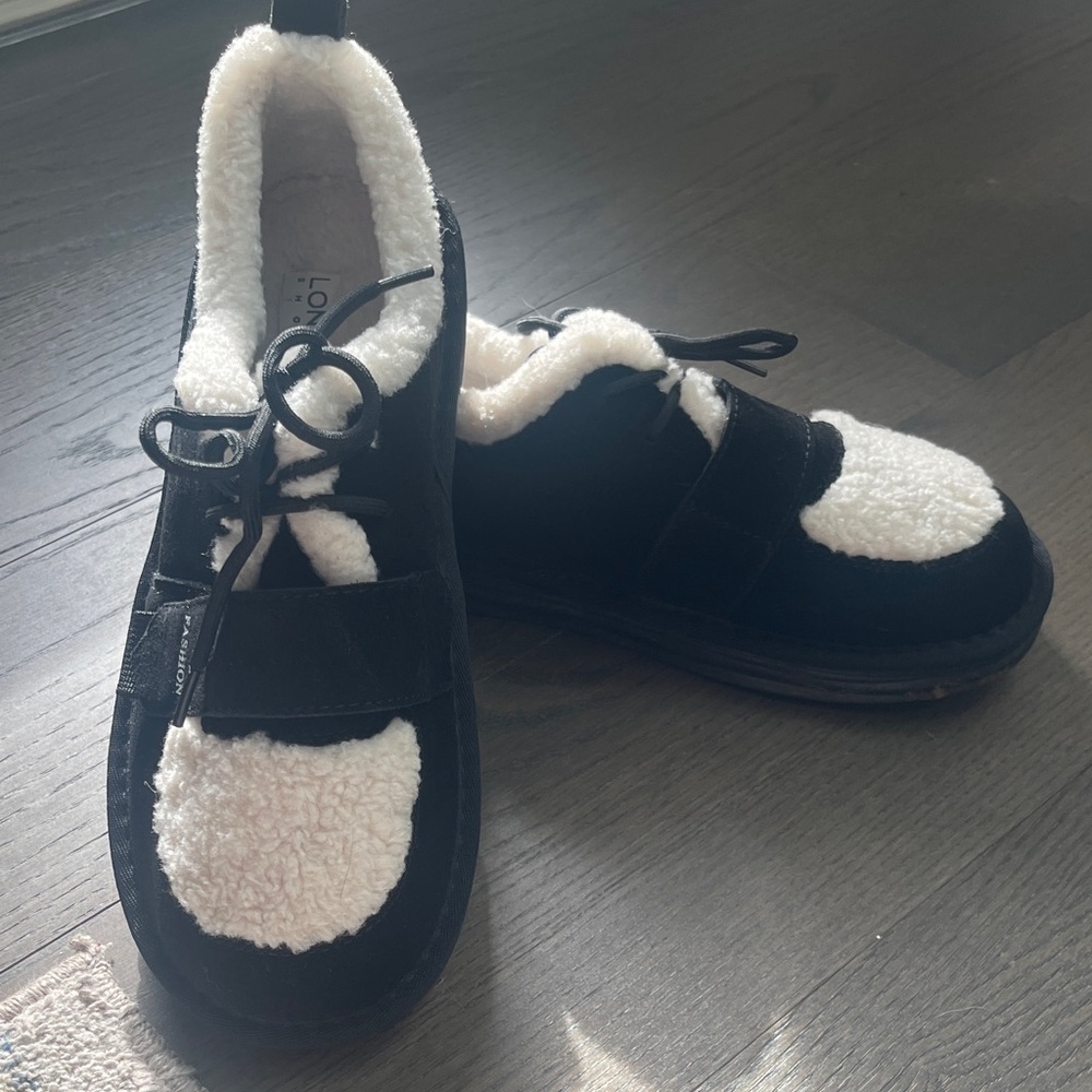 Lonza Black and White Fuzzy Sneakers
